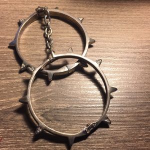 BCBG silver handcuff brackets